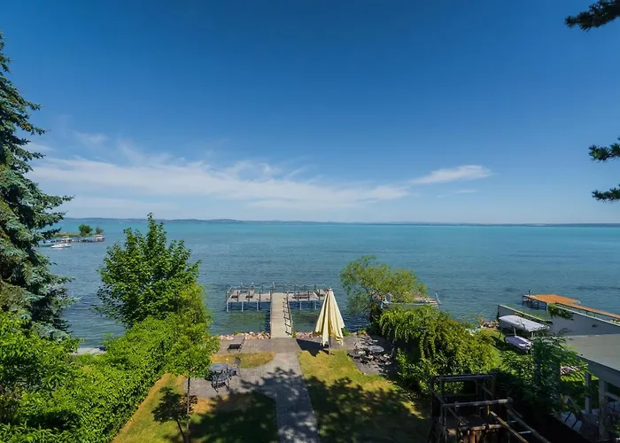 Anna Beach Villa